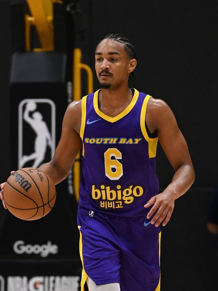 南湾湖人险胜毒蛇挺进西决 将迎国王挑战