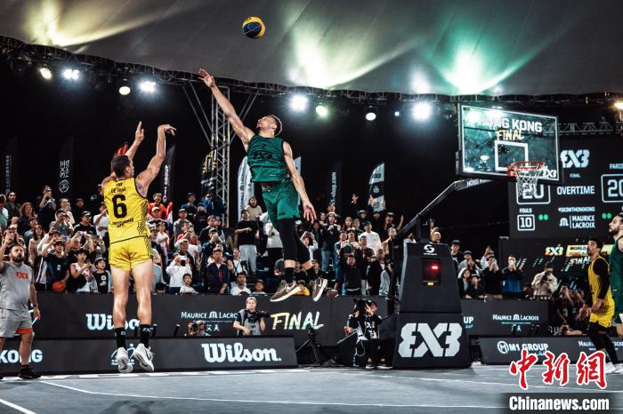 维多利亚公园决赛爆发：阿姆斯特丹以22-20险胜巴