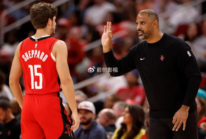 谢泼德三分神射助火箭逆转雄鹿 乌度卡战术调整