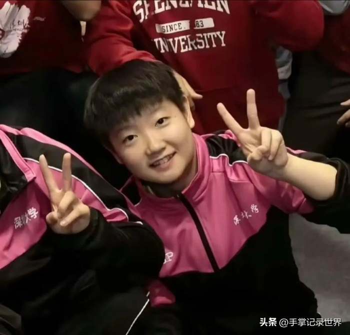 孙颖莎力克王曼昱夺三连冠 创女子乒坛历史