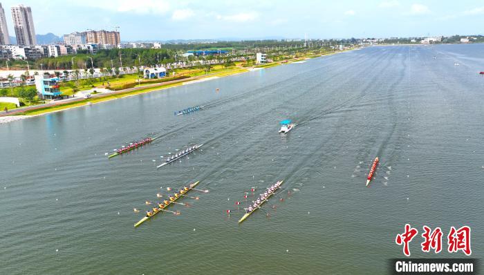 首届学青会赛艇赛事收官 南京成都领跑金牌榜