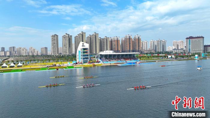 首届学青会赛艇赛事收官 南京成都领跑金牌榜